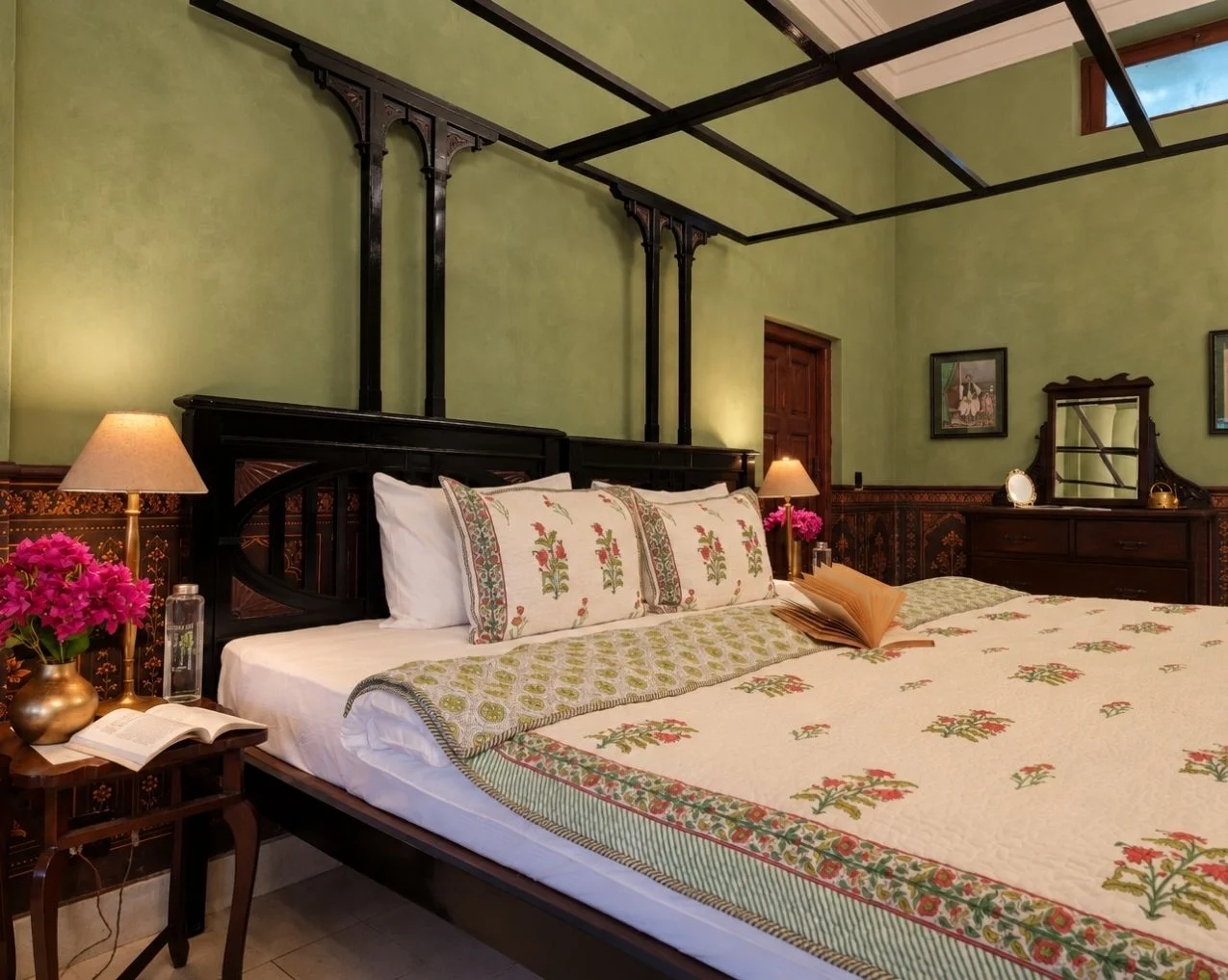 Raj Mahal, a heritage room in the Royal Wing at Fort Unchagaon