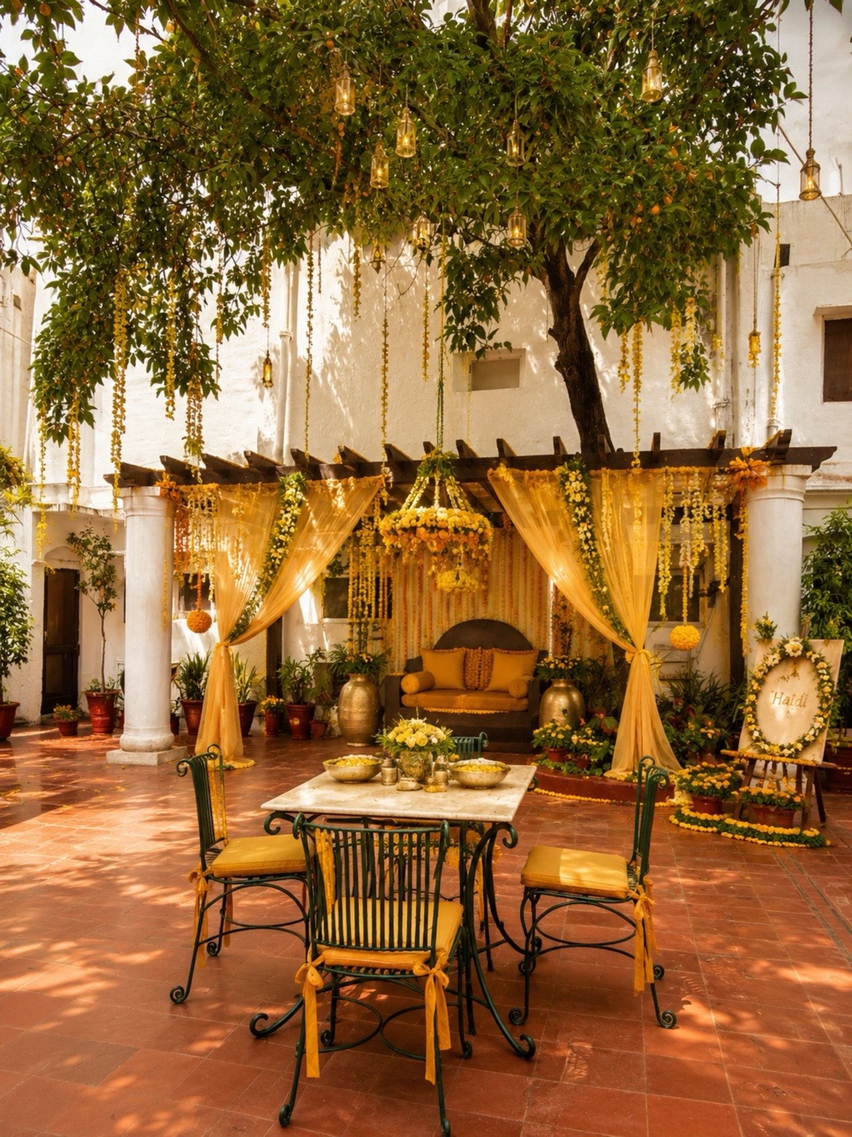 Queen's Courtyard wedding space at Fort Unchagaon